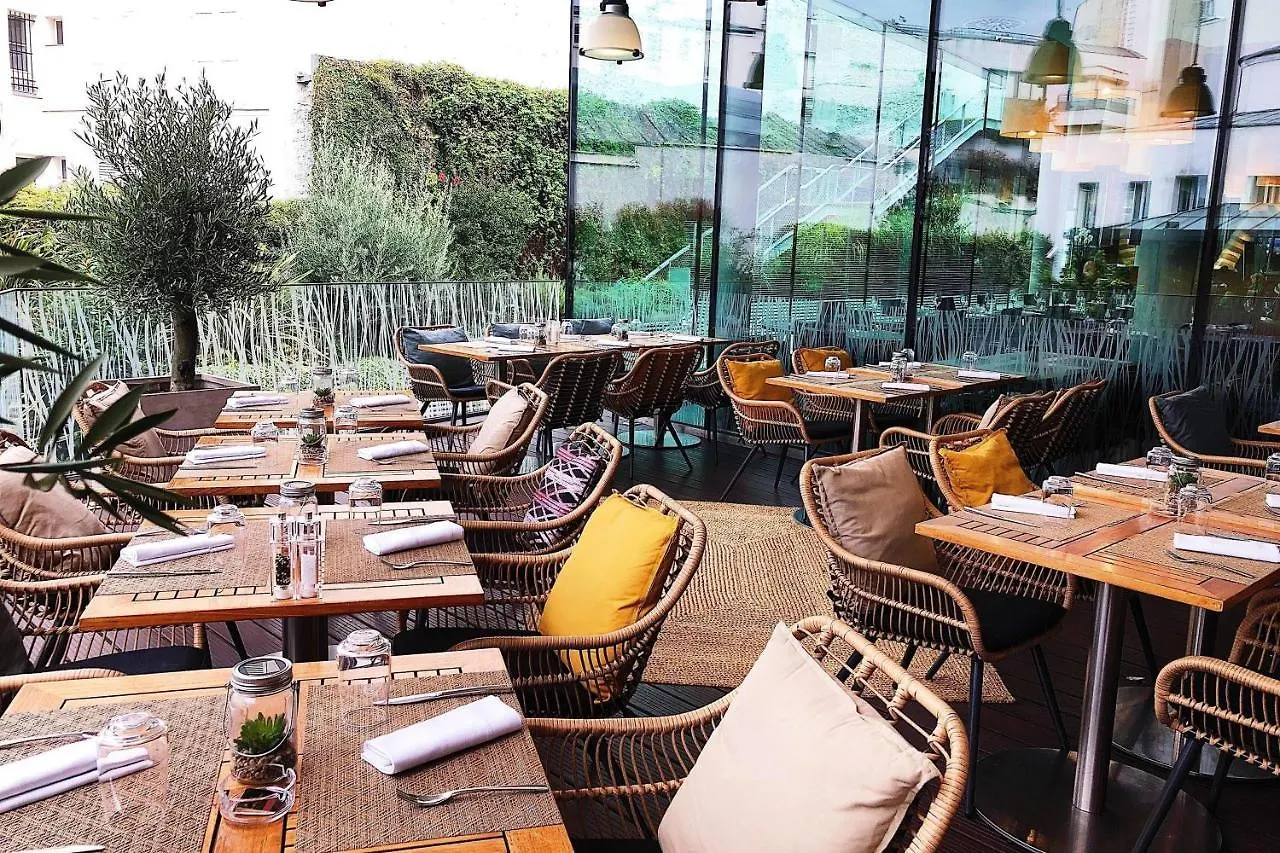 Renaissance Paris Arc De Triomphe Hotel 5*,  Francia