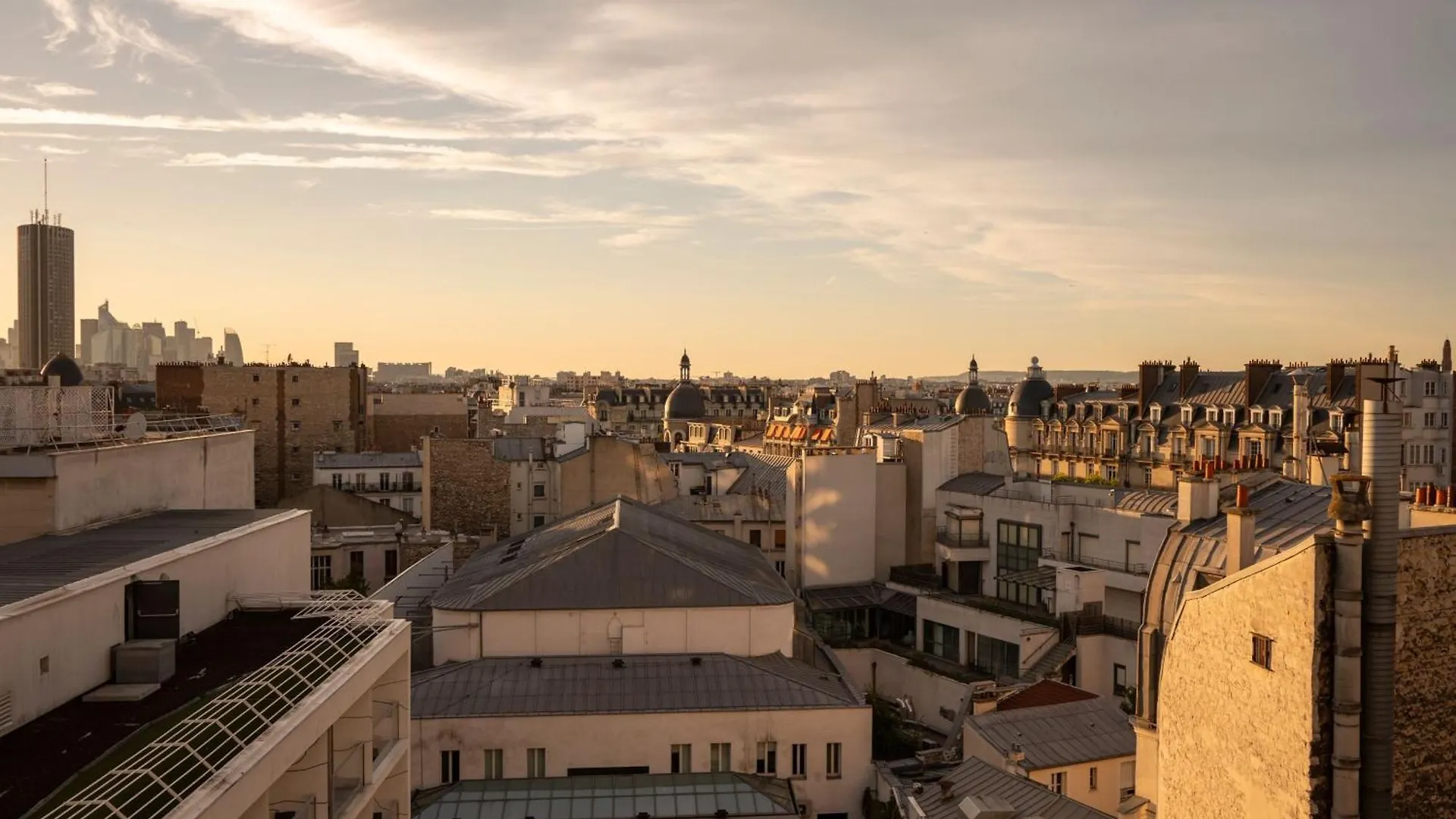 Renaissance Paris Arc de Triomphe Hotel