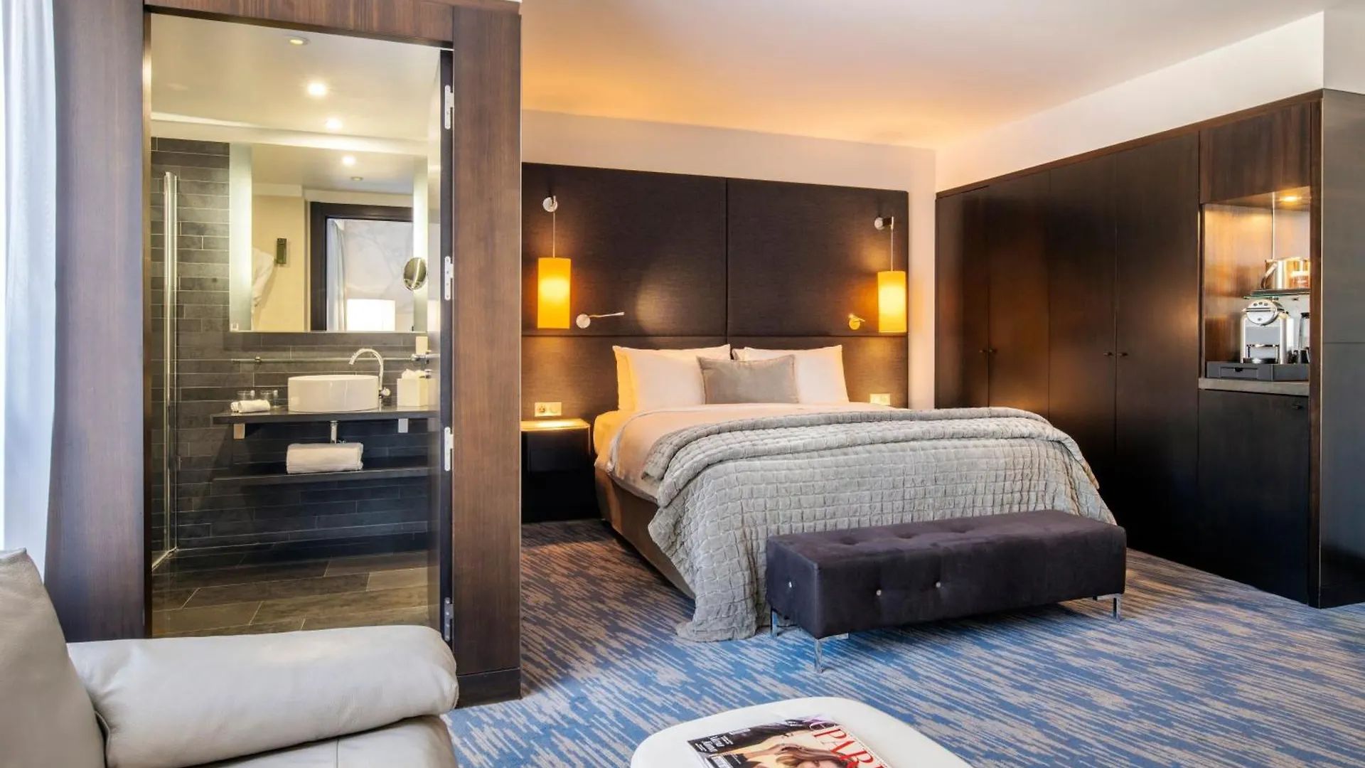 Renaissance Paris Arc De Triomphe Hotel