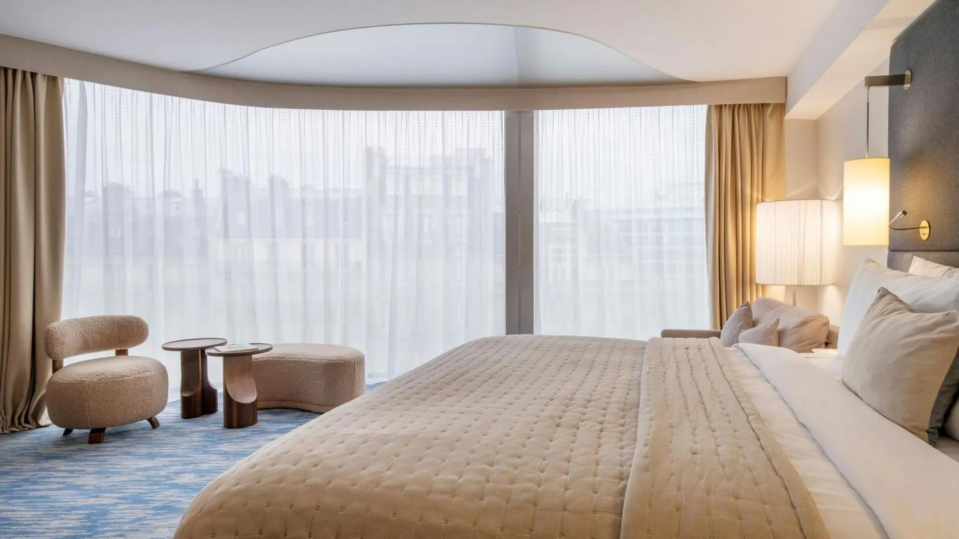 Renaissance Paris Arc De Triomphe Hotel 5*,  Francia