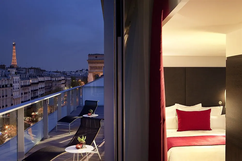 Renaissance Paris Arc de Triomphe Hotel